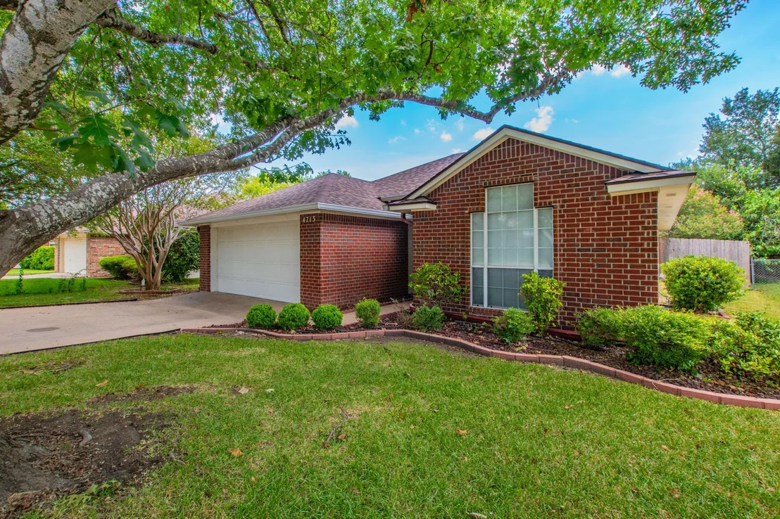 Photo of 4713 Hartrick Bluff RD