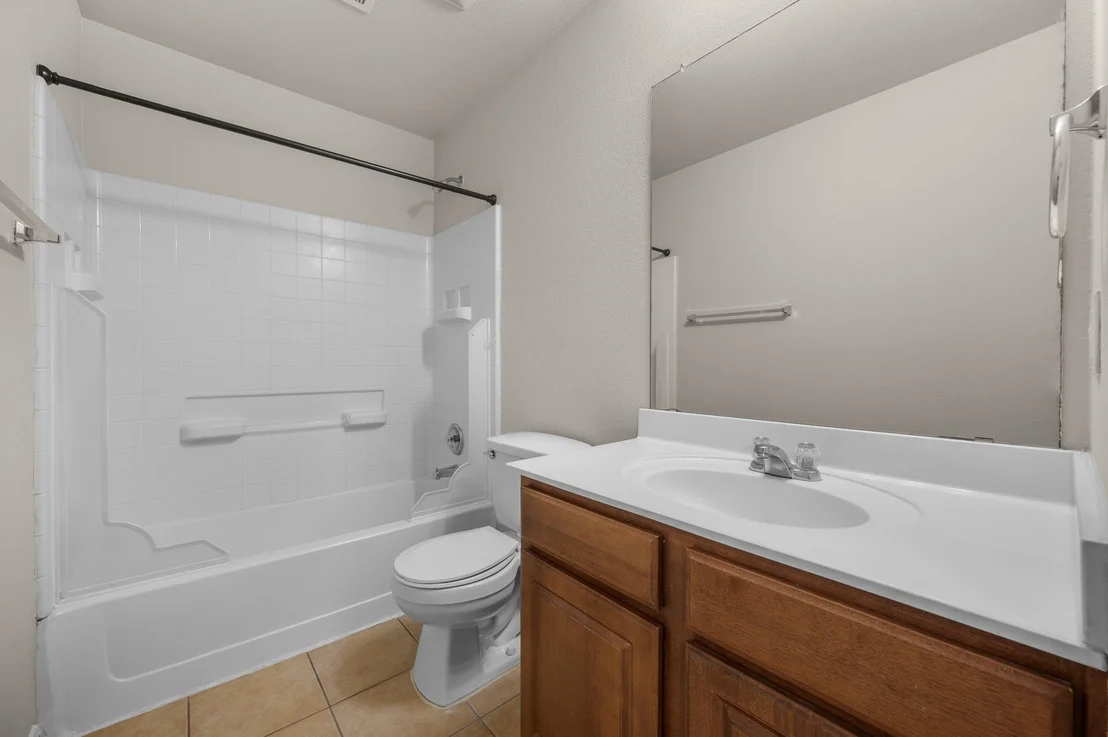 Photo of 215 Gainer DR