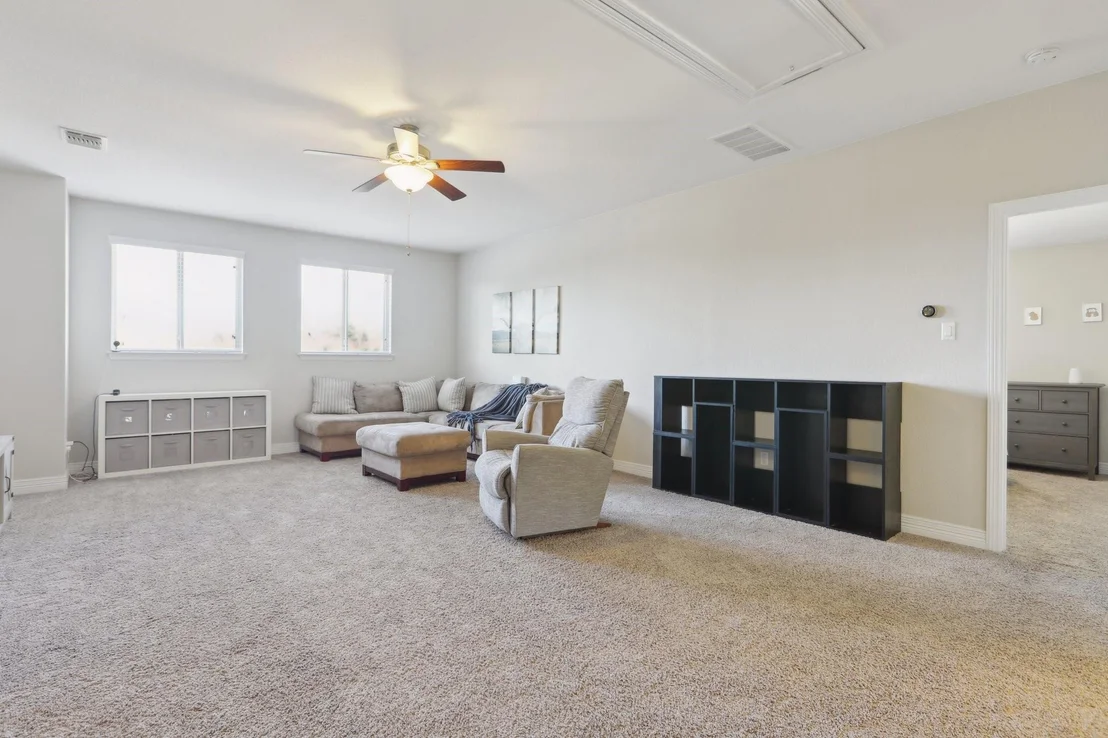 Photo of 18236 Crimson Apple WAY