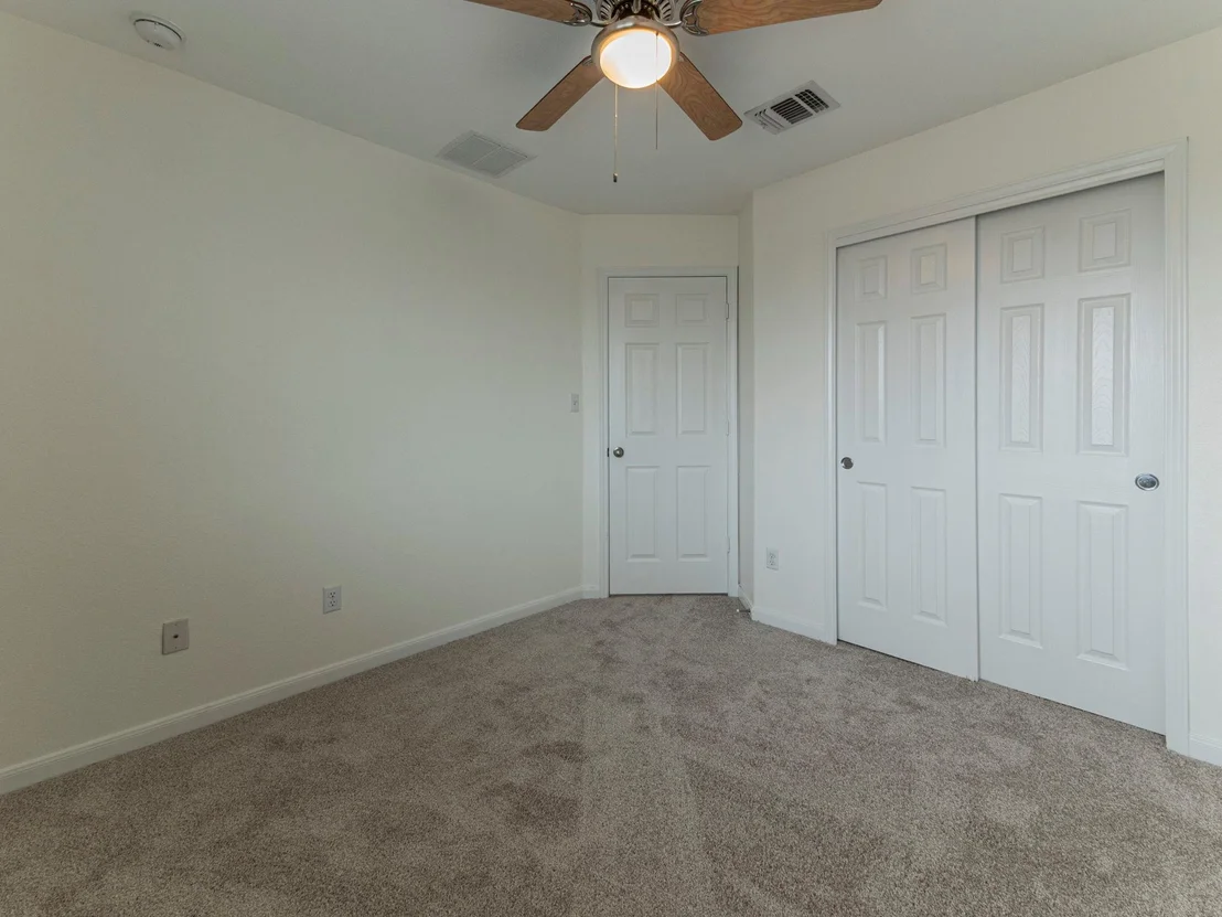 Photo of 317 Ames CV