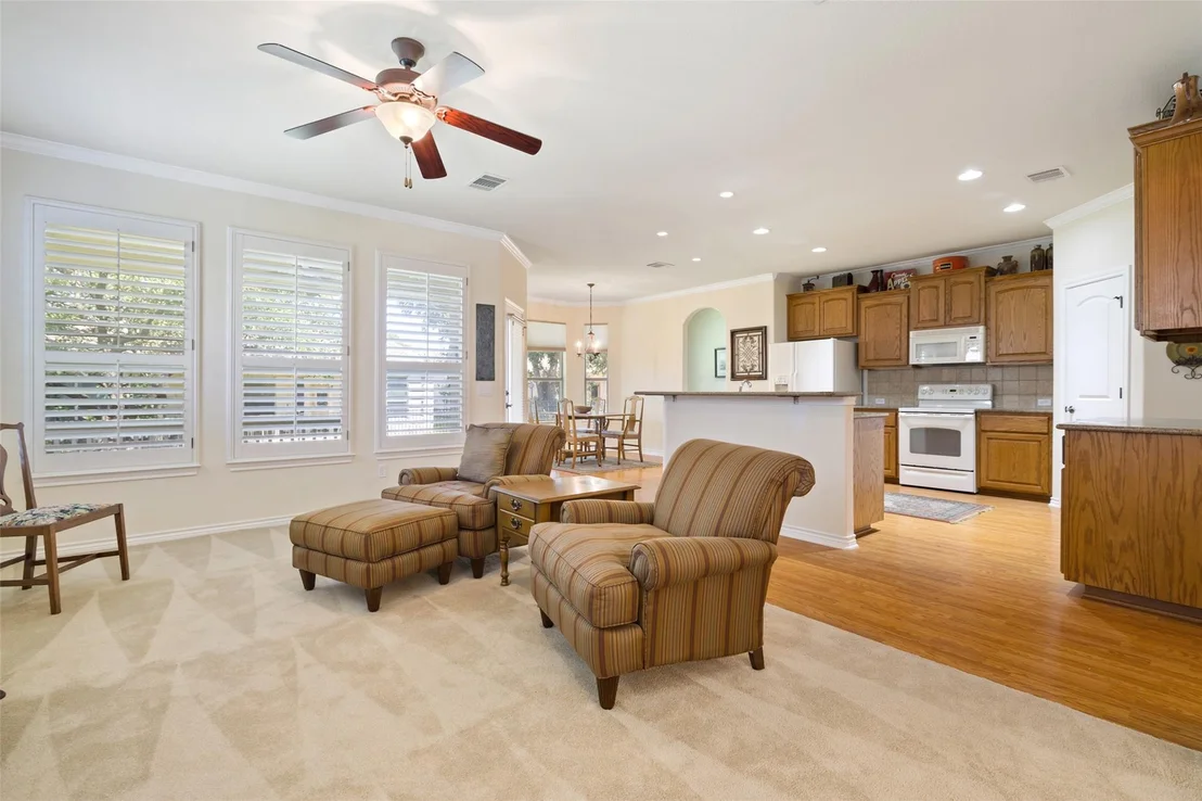 Photo of 917 Heritage Oaks BND