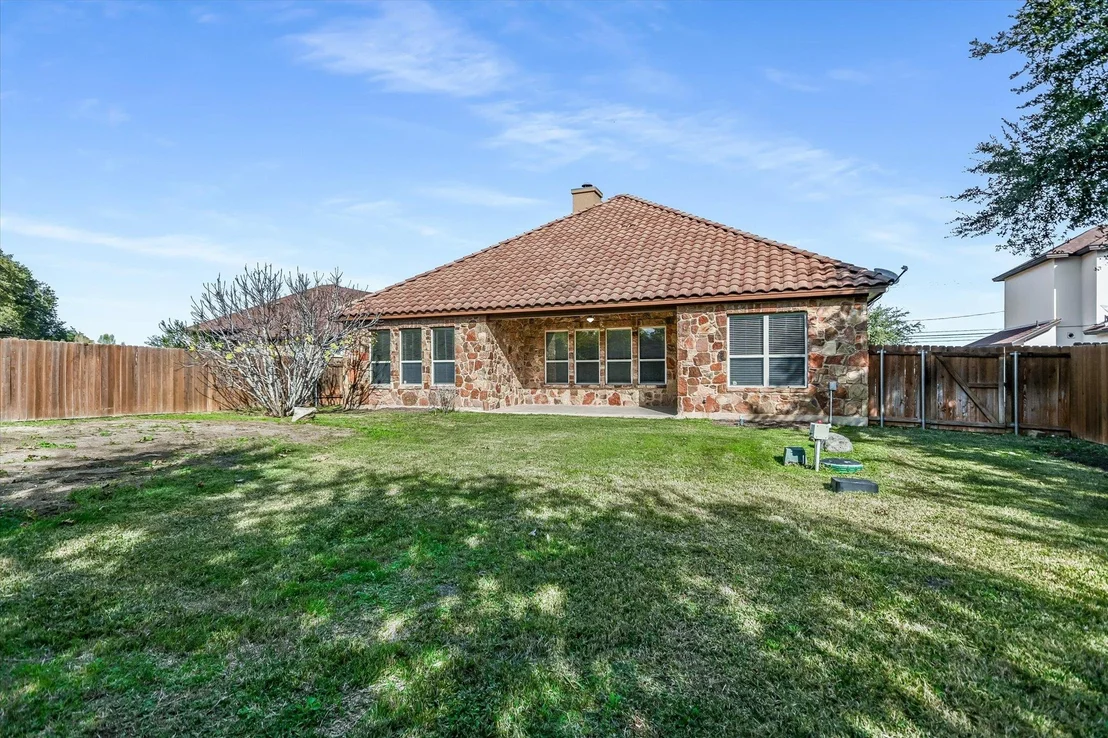 Photo of 15105 General Williamson DR