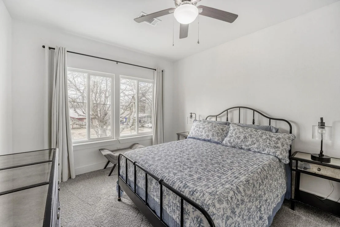 Photo of 125 Irene ST