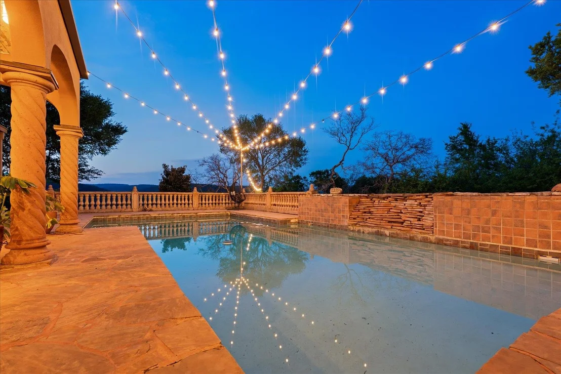 Photo of 2604 Saratoga DR