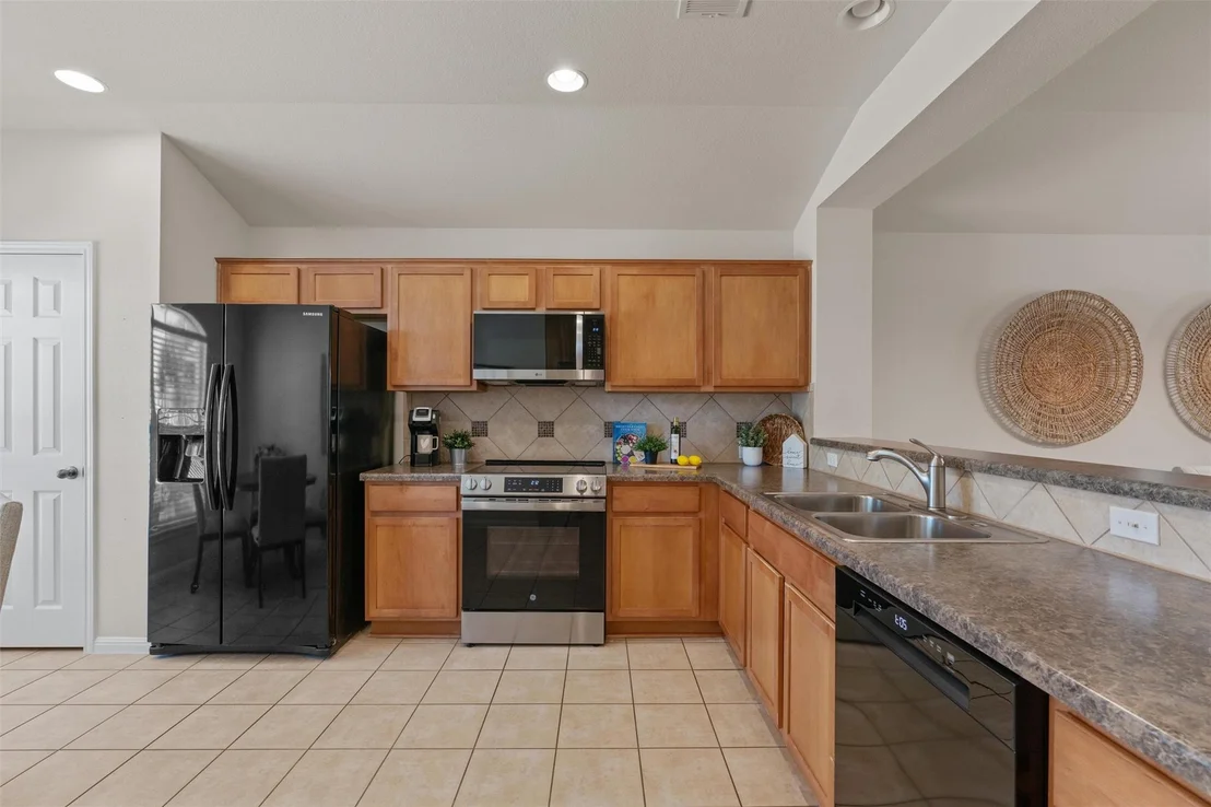 Photo of 7830 Squirrel Hollow DR