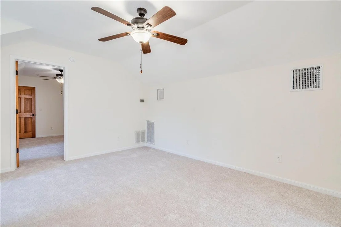 Photo of 107 Windmill CV
