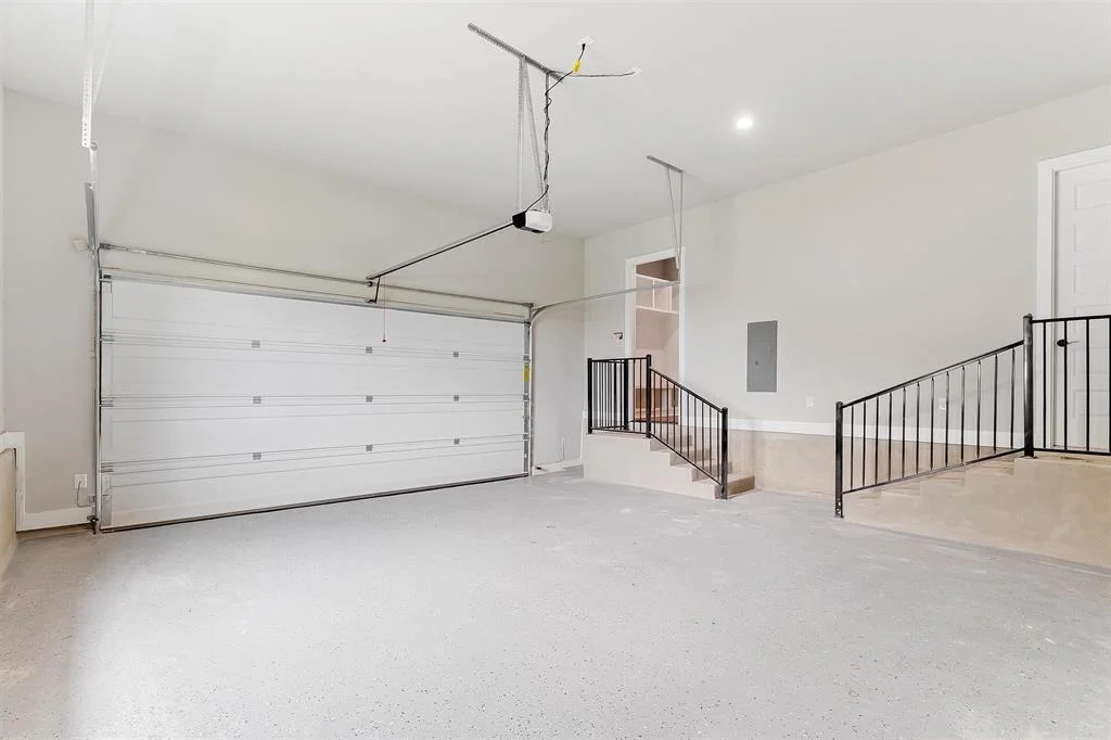Photo of 101 Hardie DR