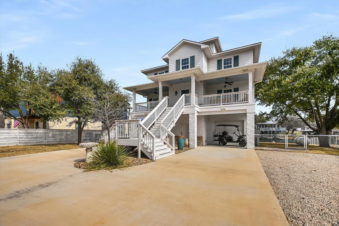 Photo of 513 Oleander DR
