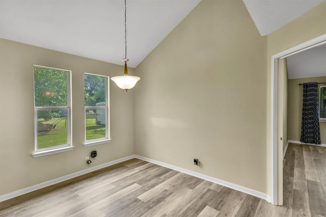 Photo of 2008 QUAIL VALLEY DR