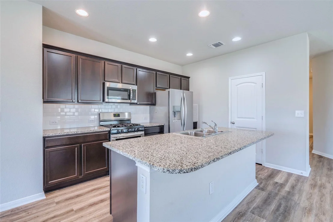 Photo of 303 Marimoor DR