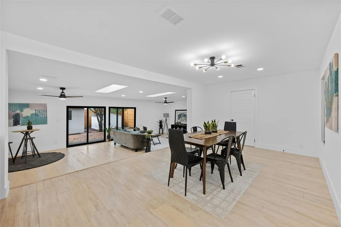 Photo of 1305 Ridgehaven DR