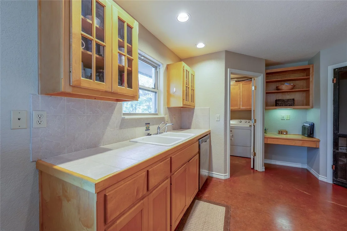 Photo of 2707 Mormon Mill RD