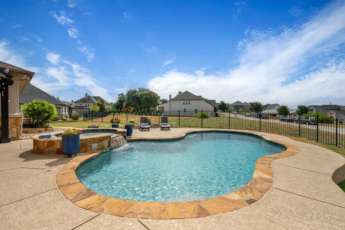 Photo of 2220 Quarry LOOP