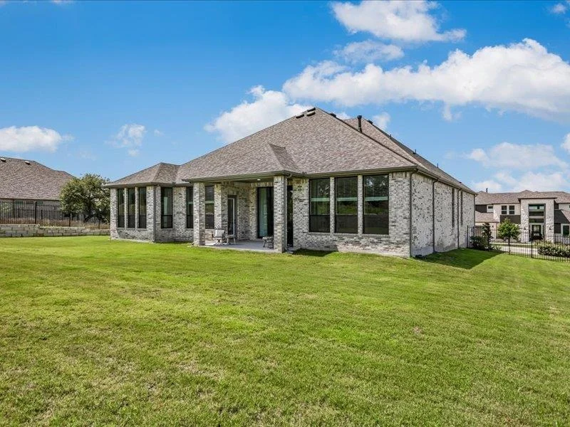Photo of 320 Old Stone RD