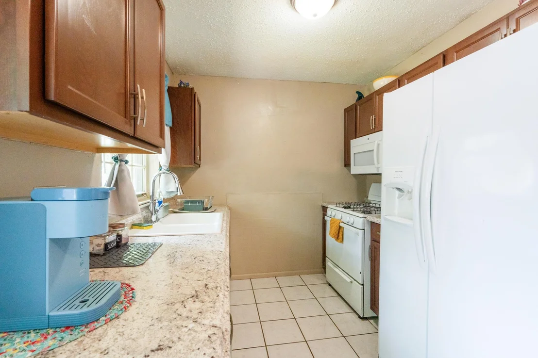 Photo of 903 W 18th ST
