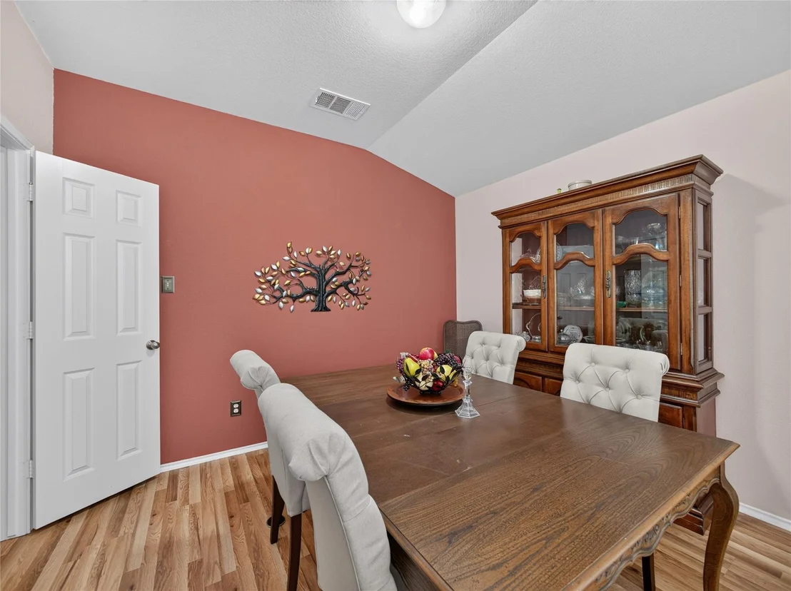 Photo of 427 Buckingham DR