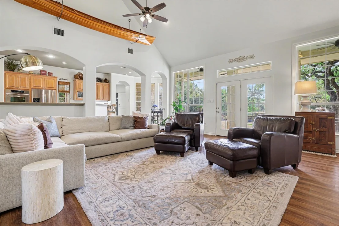Photo of 426 Logan Ranch RD