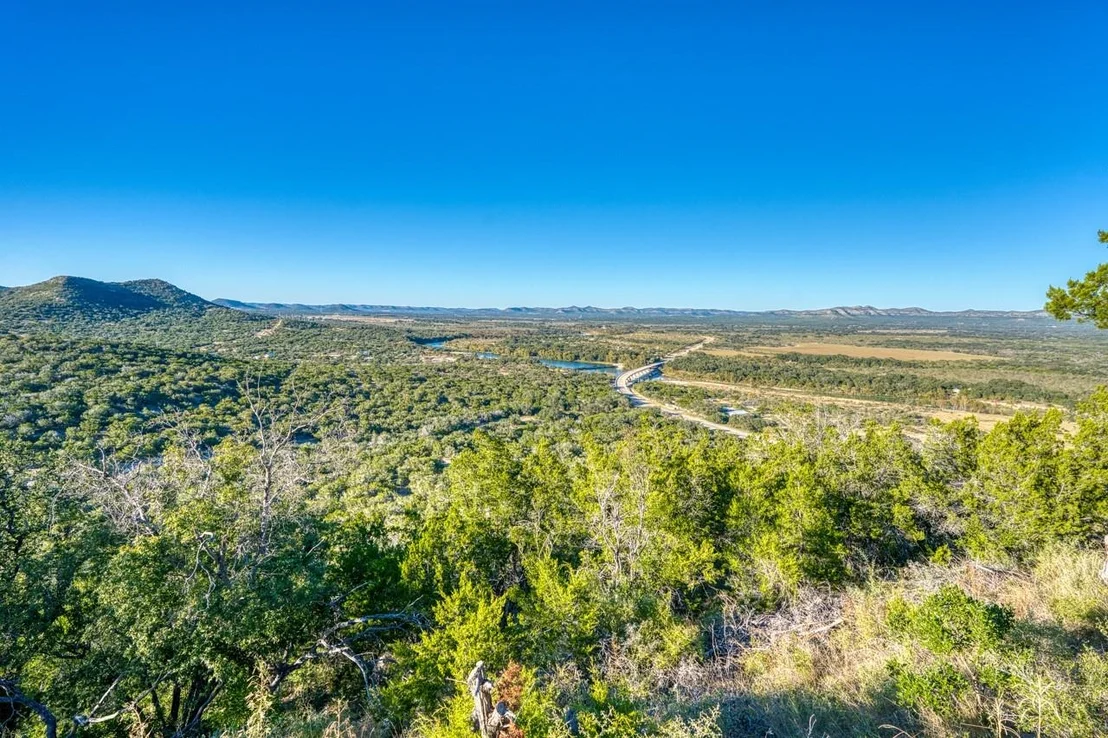 Photo of 32901 Texas Hwy 55