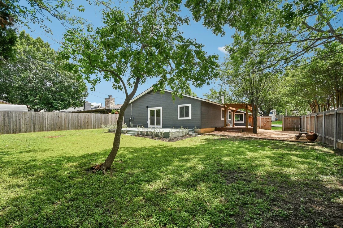 Photo of 3216 Plantation RD