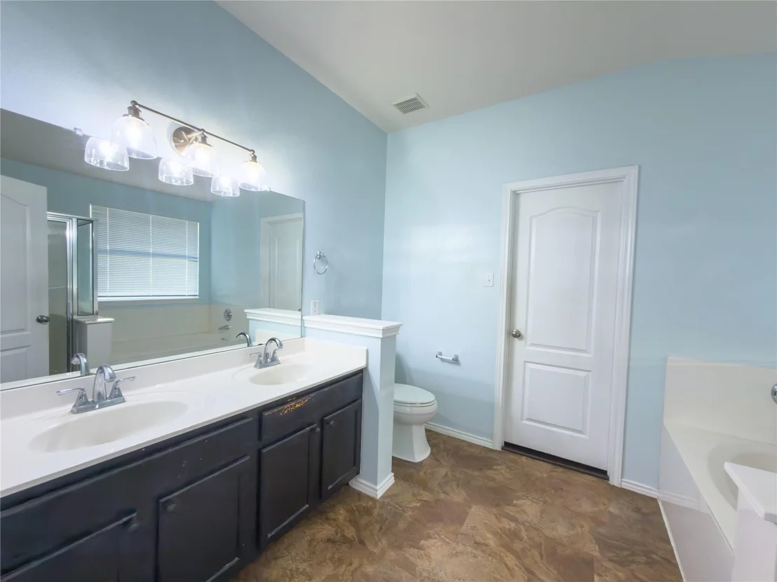 Photo of 310 Bubbling Brook DR