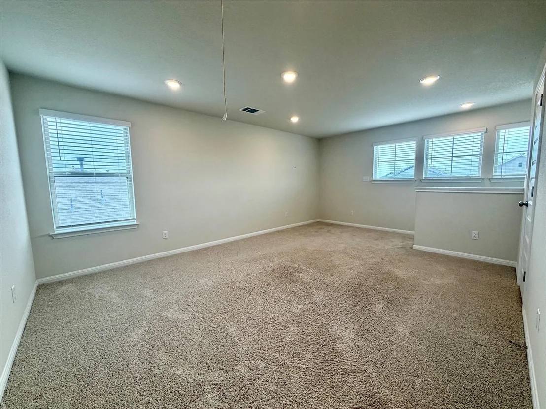 Photo of 305 Tolo DR