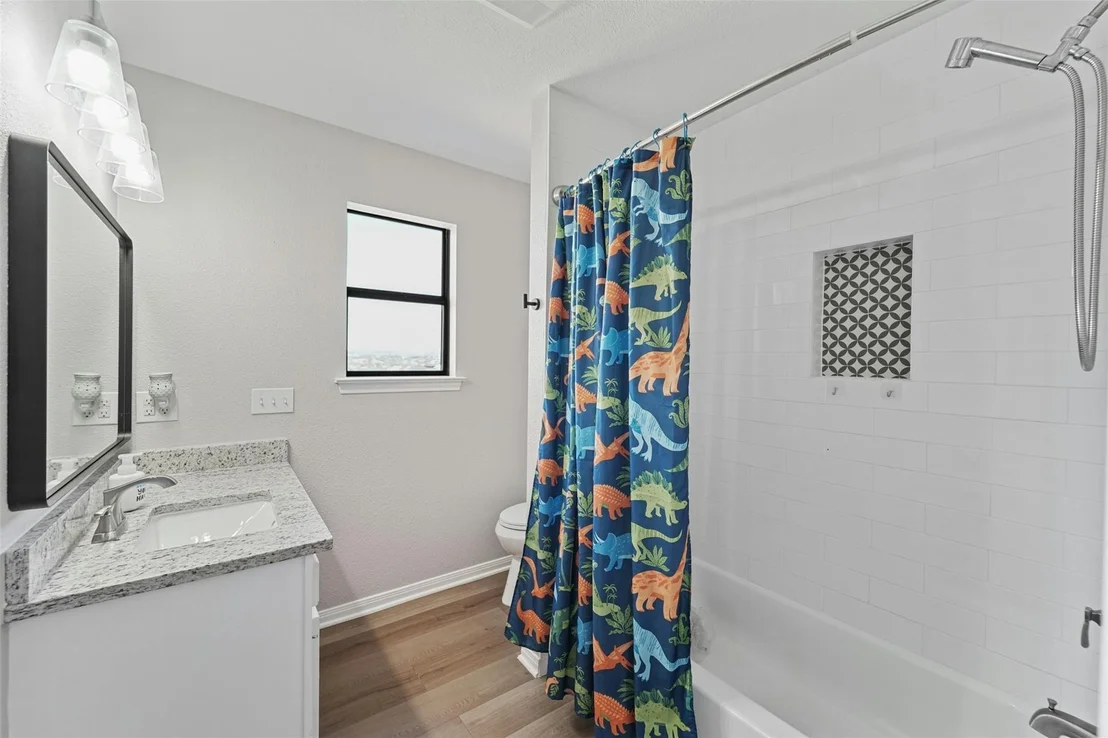 Photo of 21302 High DR