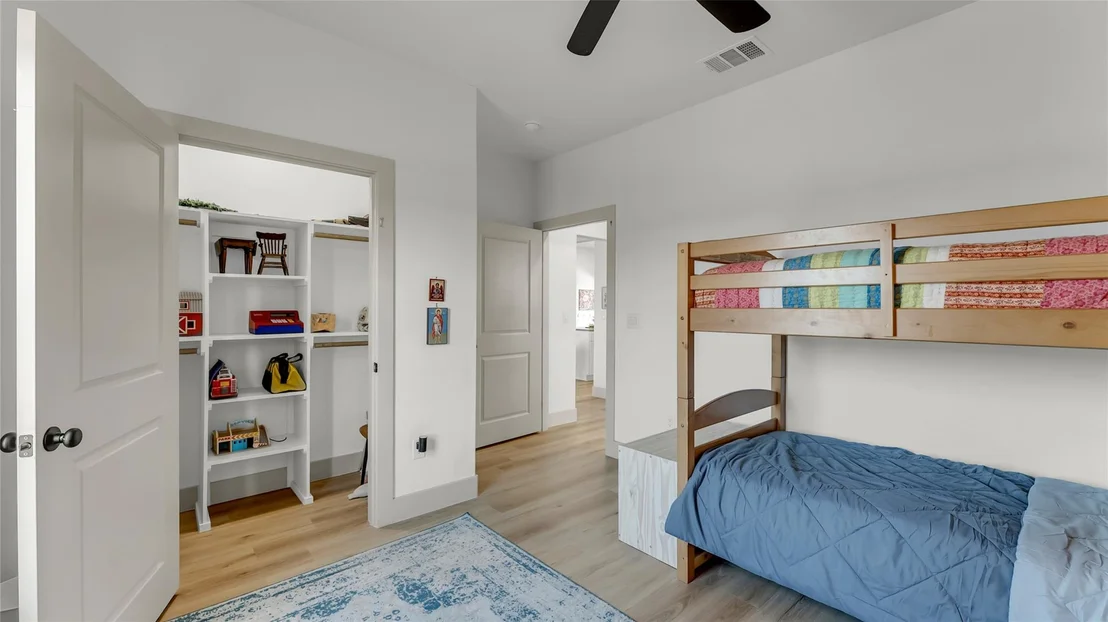 Photo of 124 Donnie DR