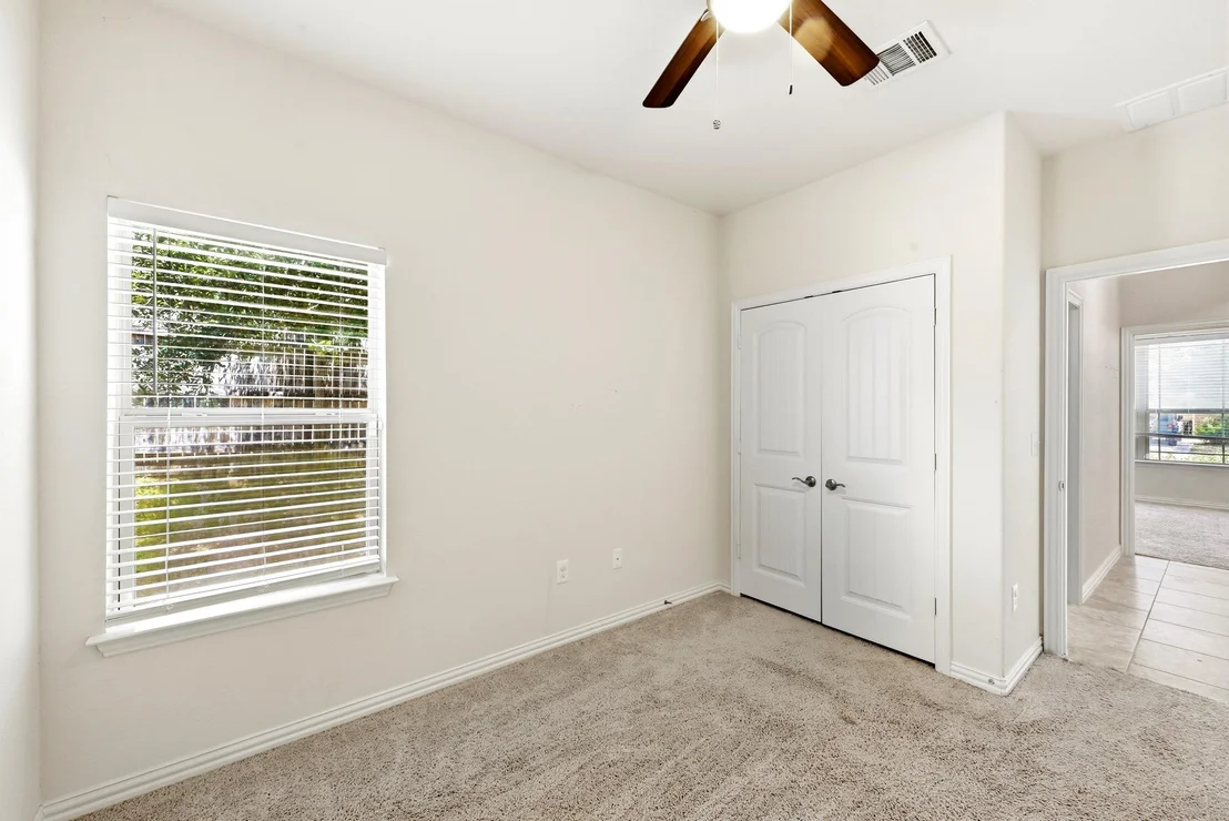 Photo of 10240 Crescendo LN