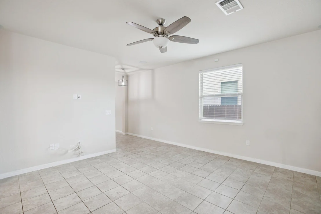 Photo of 176 Mayney LN