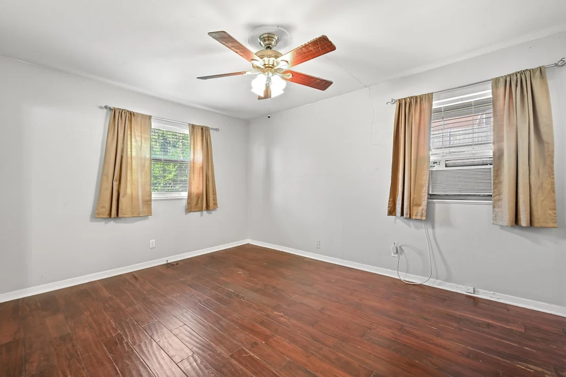 Photo of 2600 Oakhaven DR