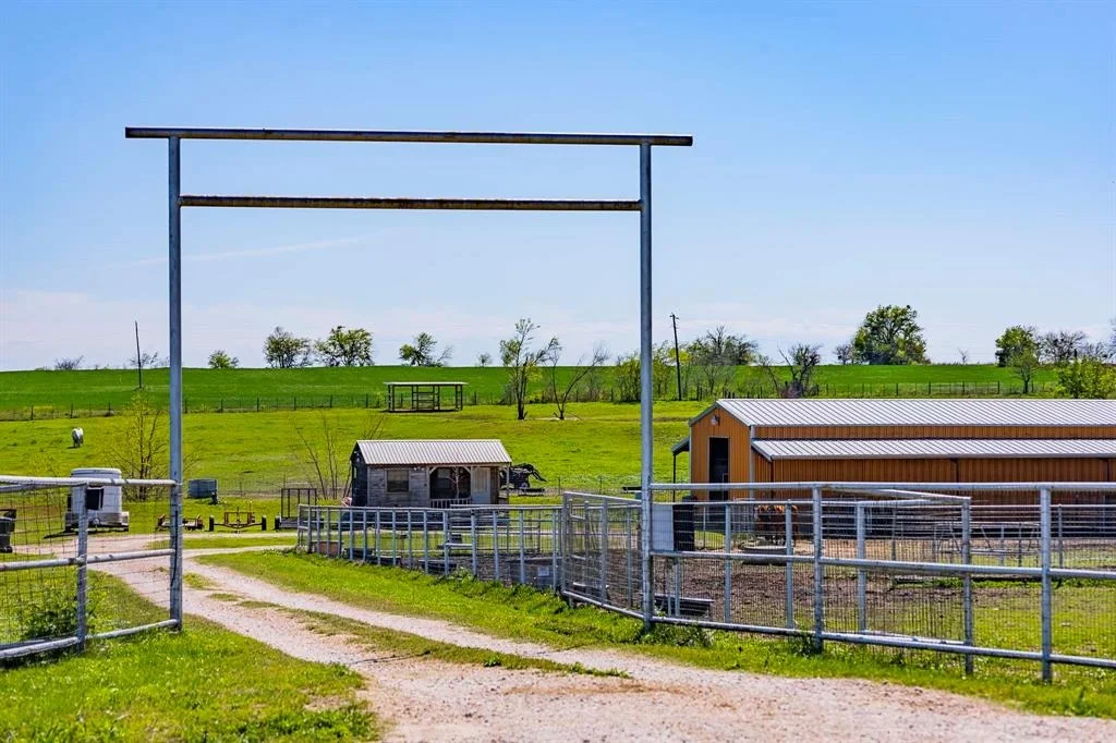 Photo of 4100 County Rd 404