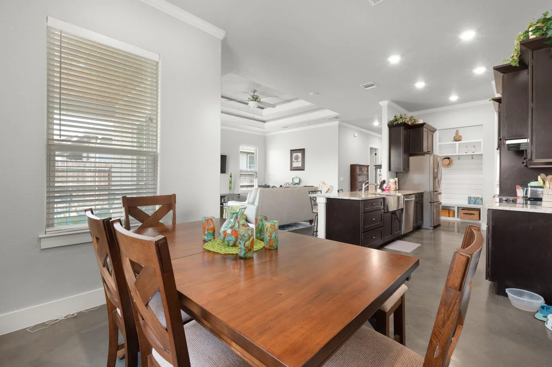 Photo of 104 N Thomas CV