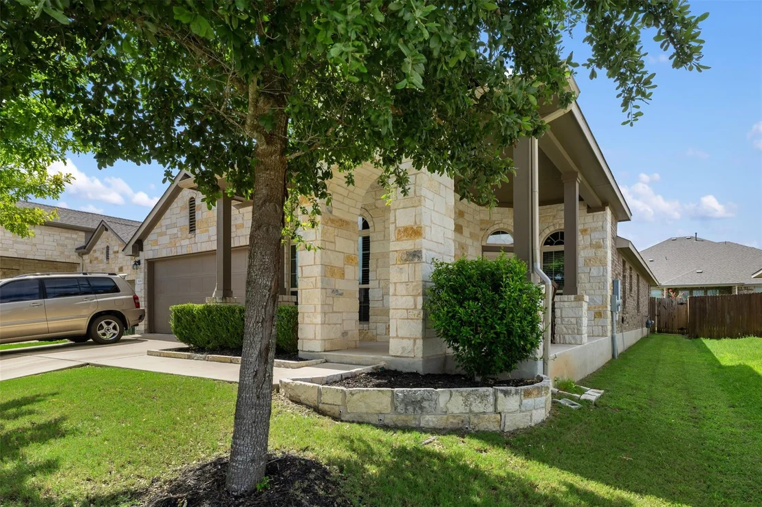 Photo of 604 Longhorn Cavern RD