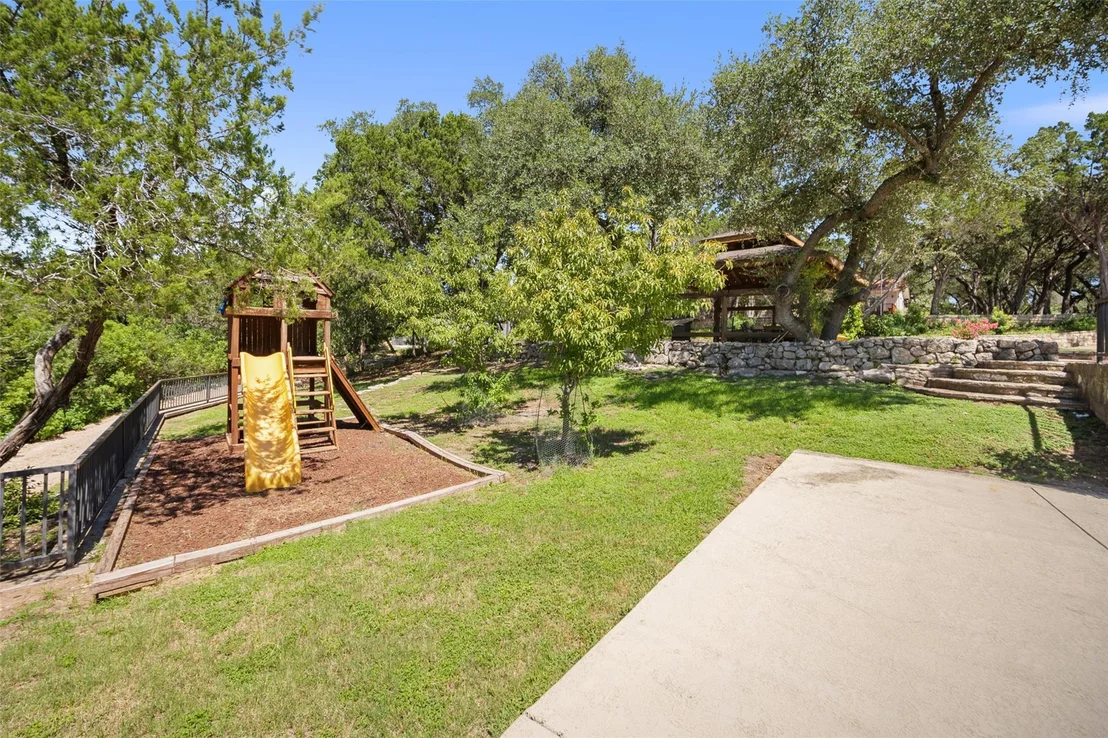Photo of 16524 Kidd LN