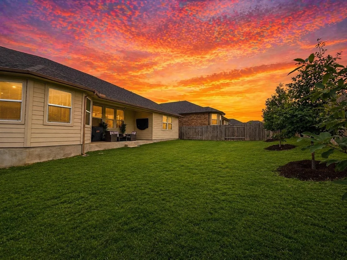 Photo of 307 Cathedral Mountain DR