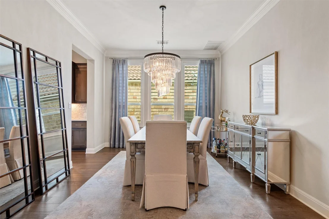 Photo of 408 Prosecco PL