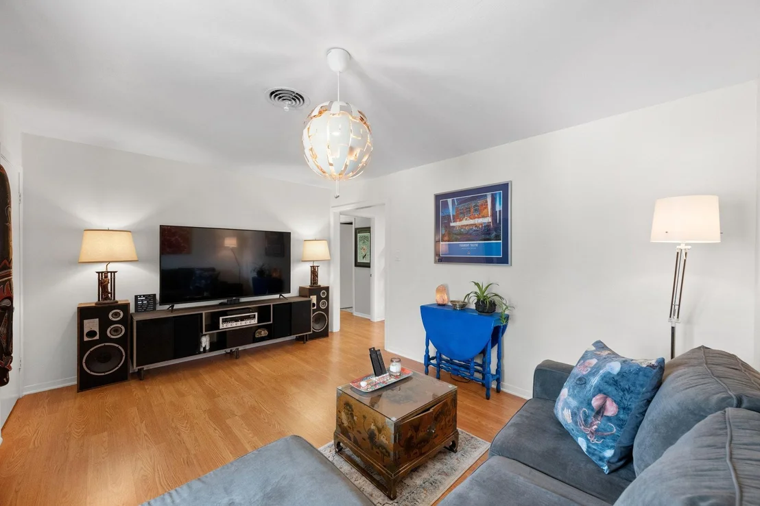 Photo of 2702 Little John LN