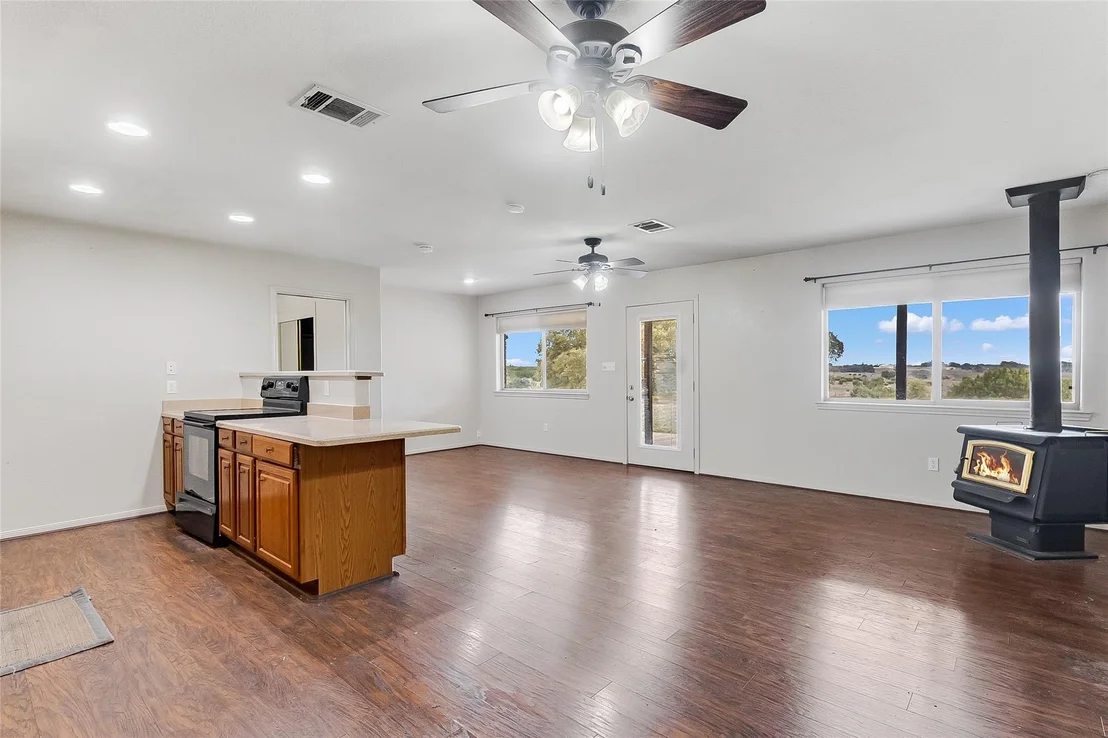 Photo of 8319 County Road 200