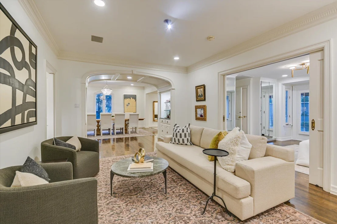 Photo of 1304 Gaston Ave