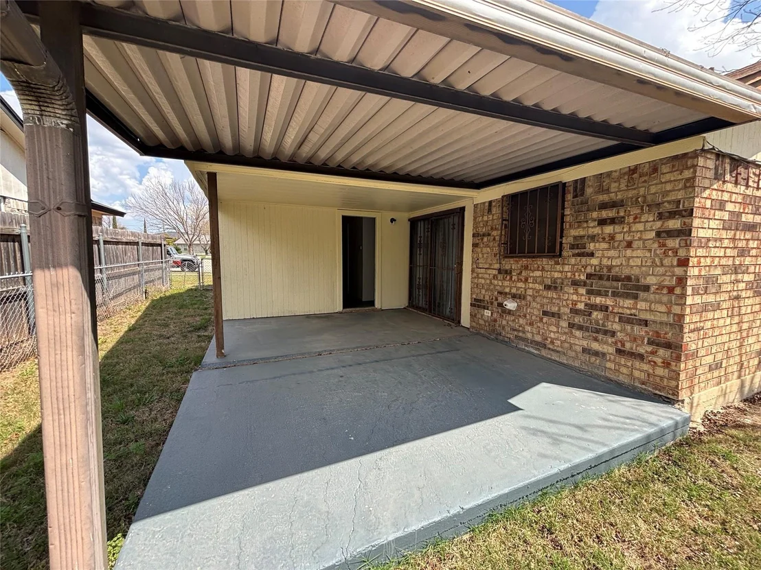 Photo of 2616 Hidden Valley DR