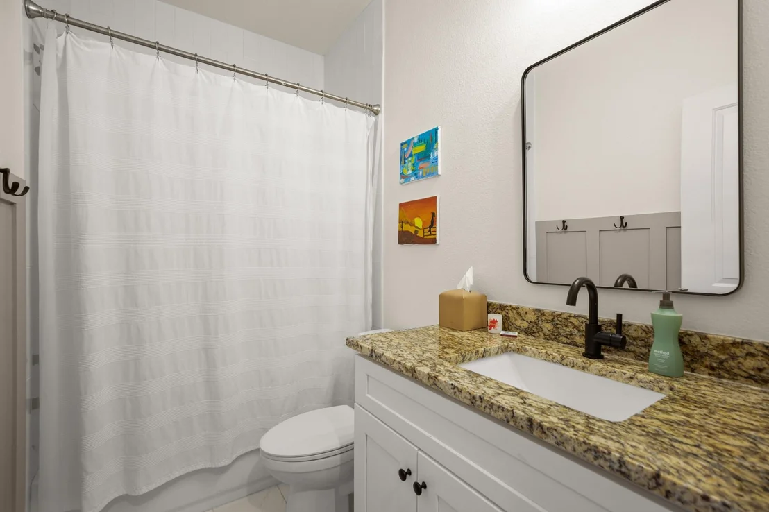 Photo of 3400 Lynnbrook DR