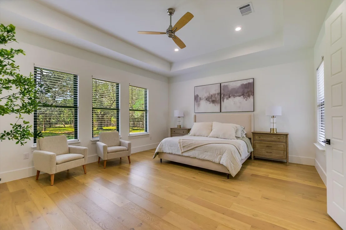 Photo of 400 Creekside DR