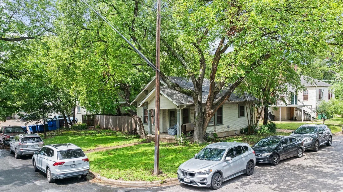 Photo of 4312 Avenue A