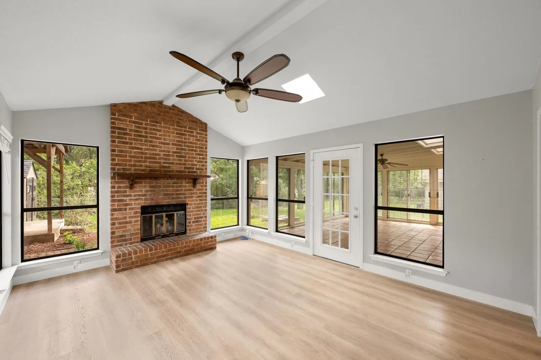 Photo of 902 Emerald Wood DR