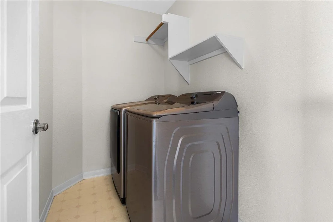 Photo of 13553 Anarosa LOOP