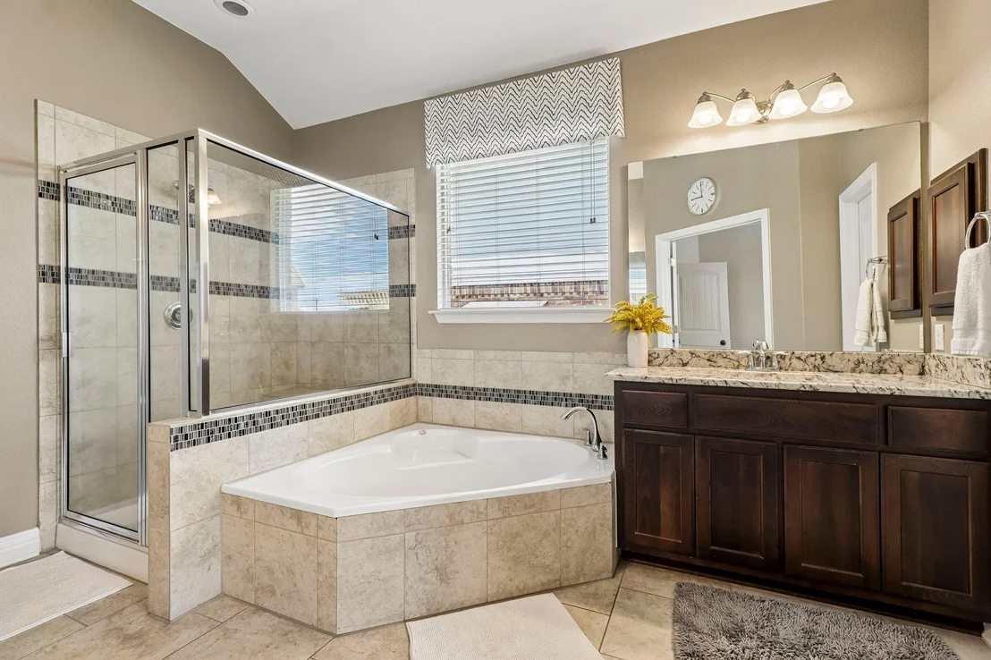 Photo of 3713 Gildas PATH