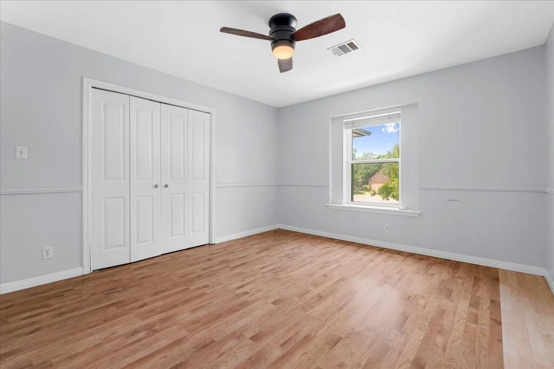 Photo of 509 Oak Park DR