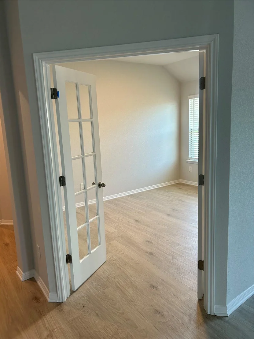 Photo of 5871 Marsh LN