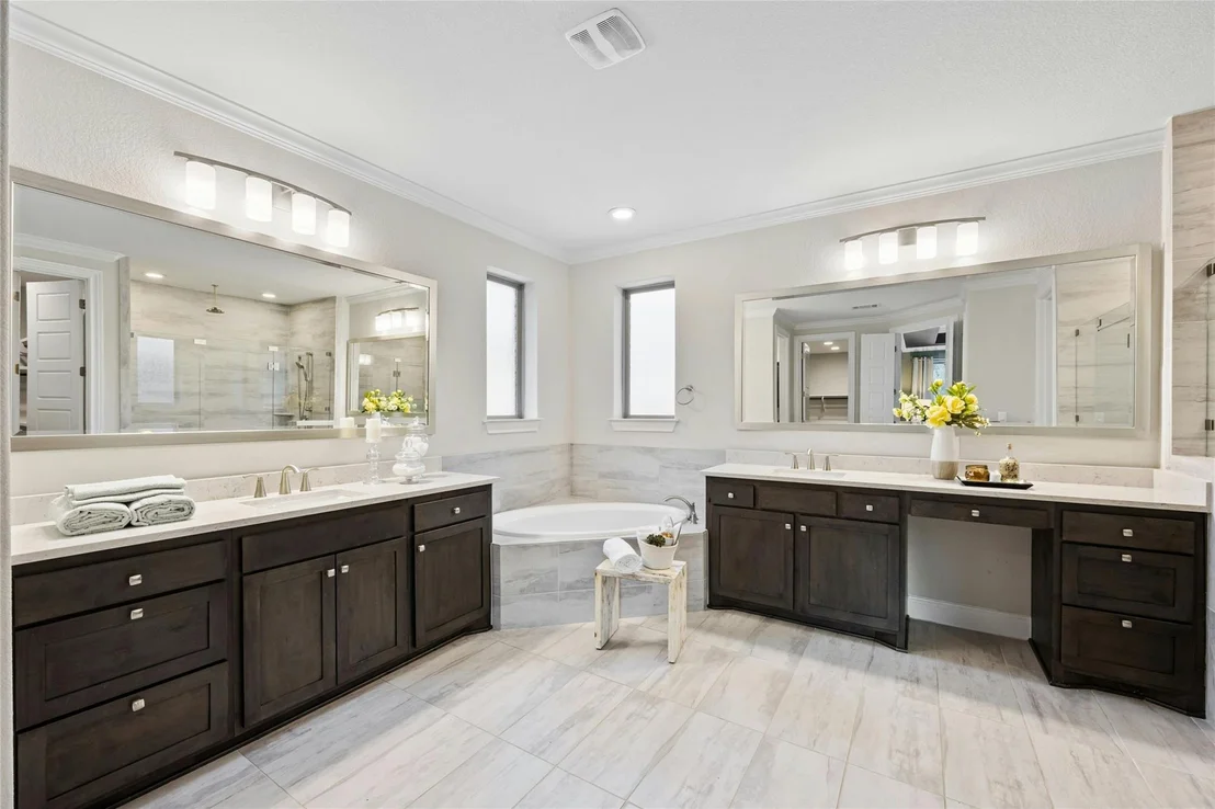 Photo of 218 Questa TRL