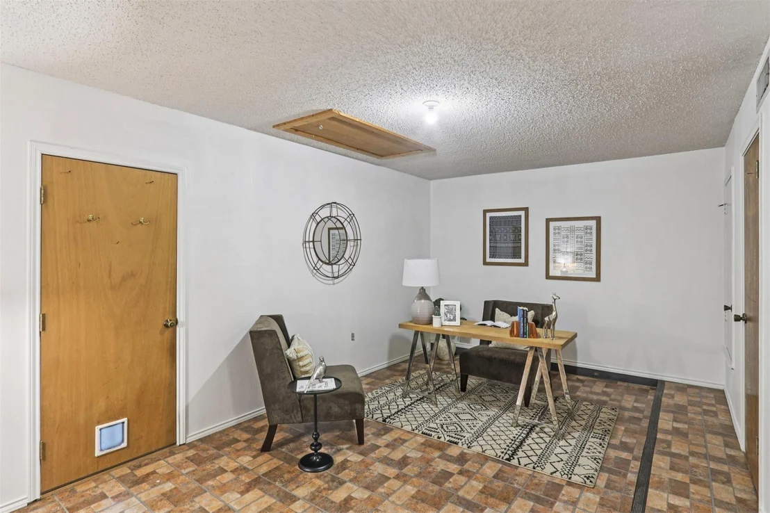 Photo of 7109 Dallas DR